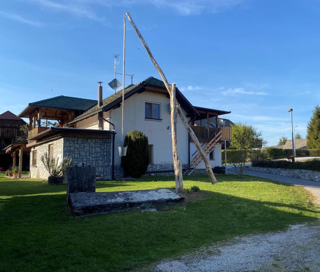 Apartma Obrh Šmarješke Toplice Exteriér fotografie